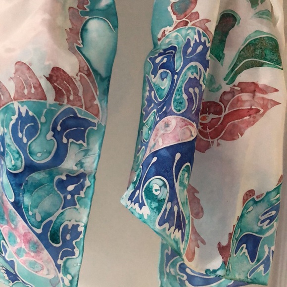 VTG  Custom-printed  and  hand-rolled 100% Silk Gorgeous Oblong Scarf - Picture 10 of 16